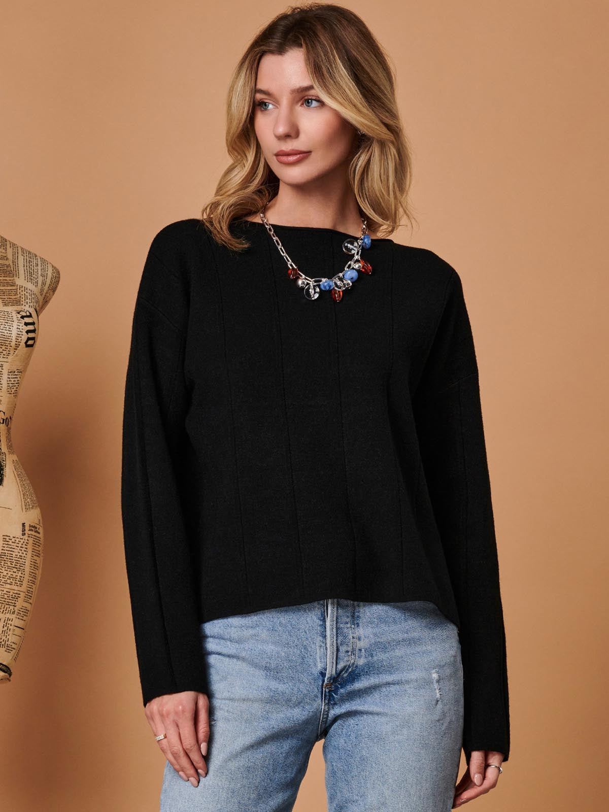 Round Neck Vertical Line Knit Top, Black