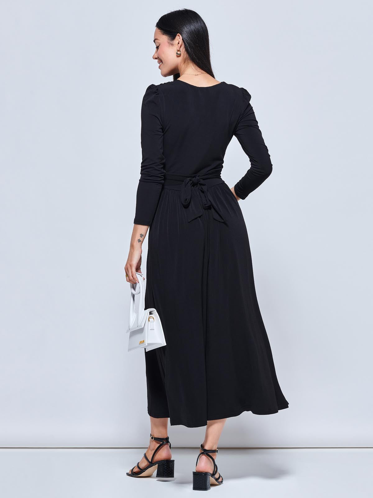 Daylin Jersey Long Sleeve Maxi Dress. Black